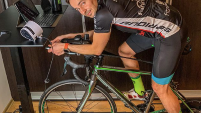 One Polish triathlete and one height adjustable SELKA desk: a winning combination | SELKAstore