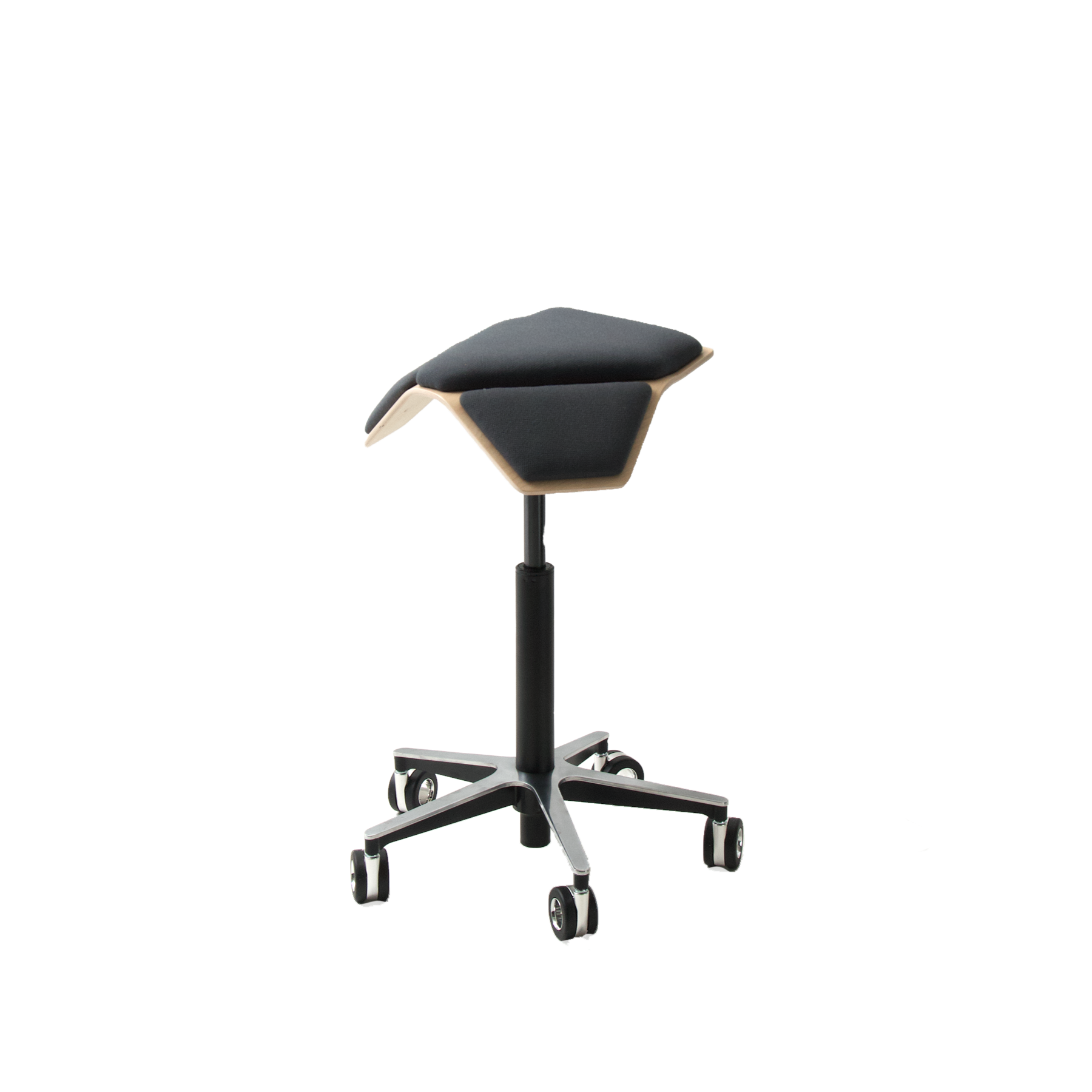 Iloa+ chair Birch with Grey fabric