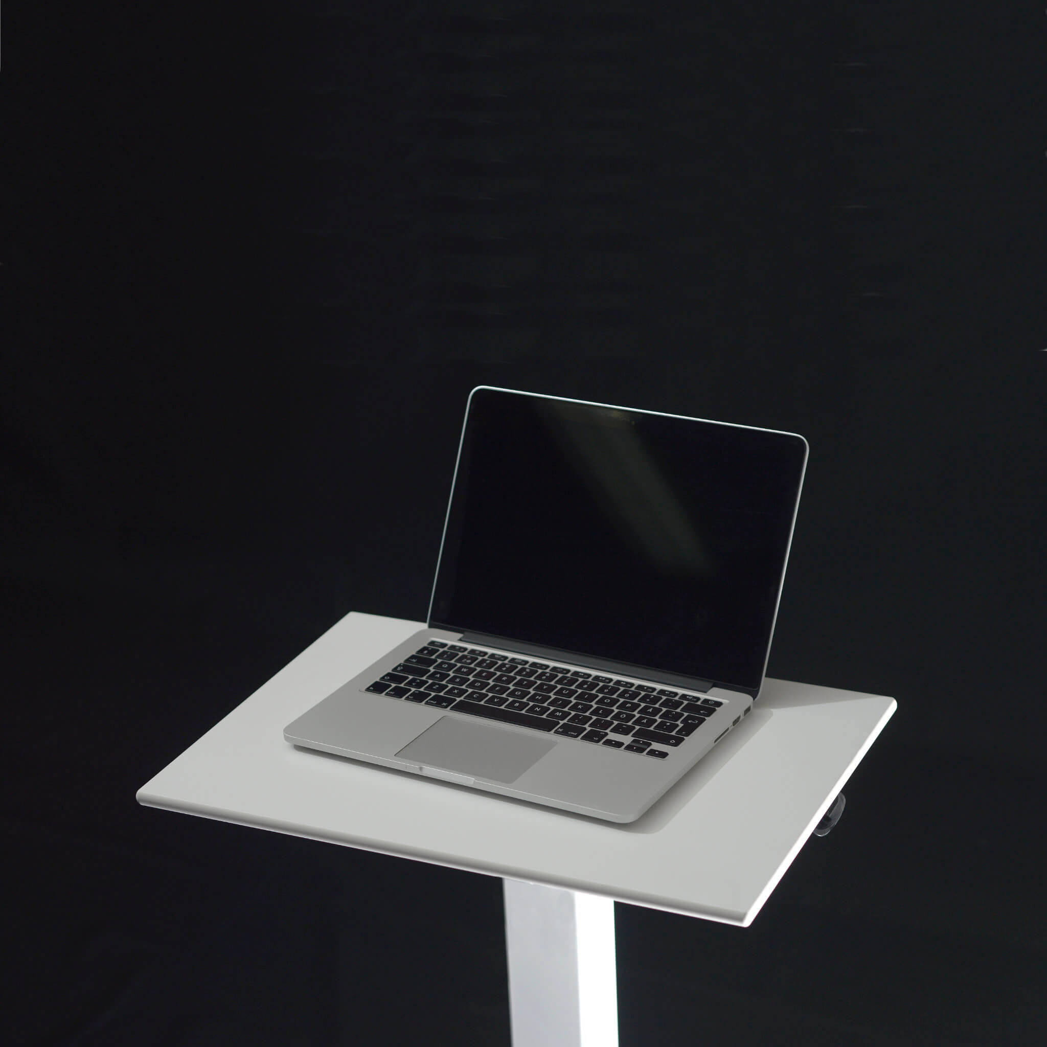 Small height adjustable desk Mahtuva S